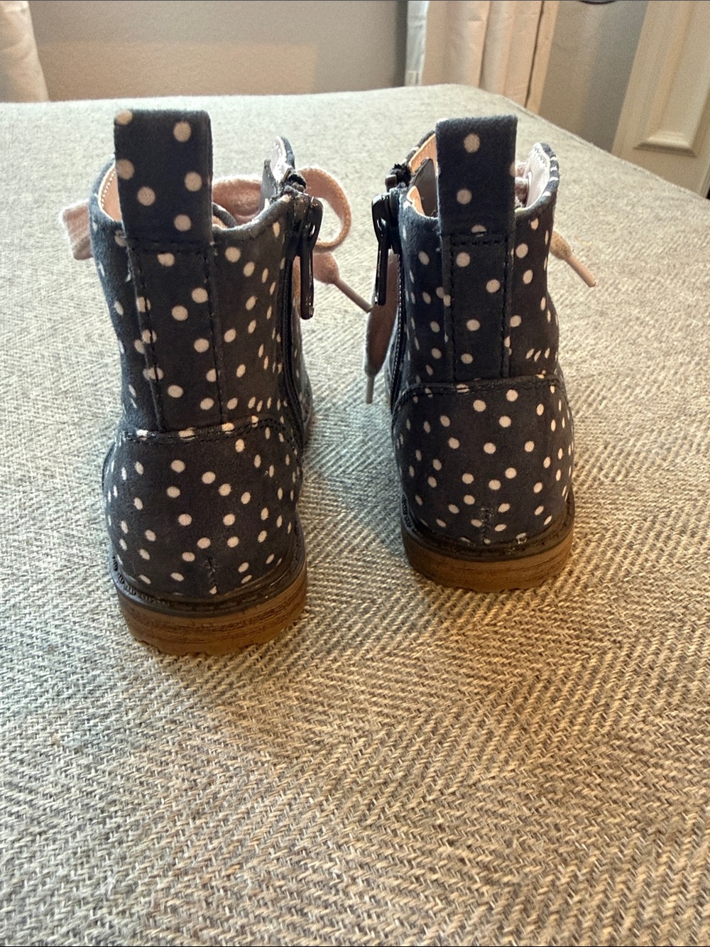 Cat & Jack Navy Polka Dot Lace-Up Kids Boots with Cream Laces - Picture 3 of 6